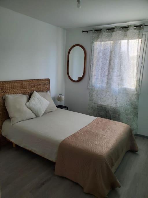 LʼIsle-Jourdain Appartement Moderne Et Equipe מראה חיצוני תמונה